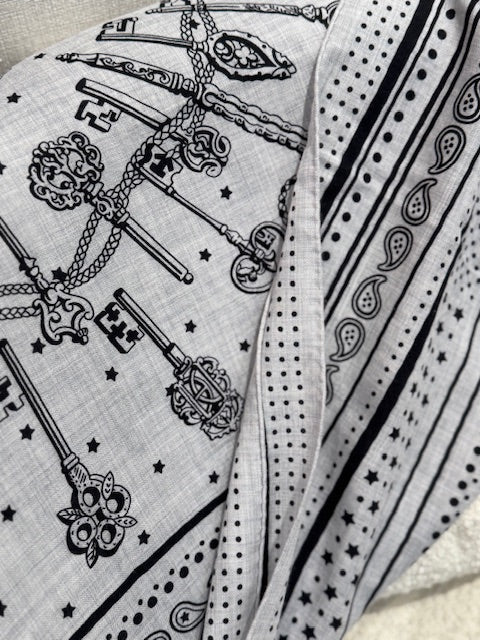 140CM CASHMERE LES CLES BANDANA