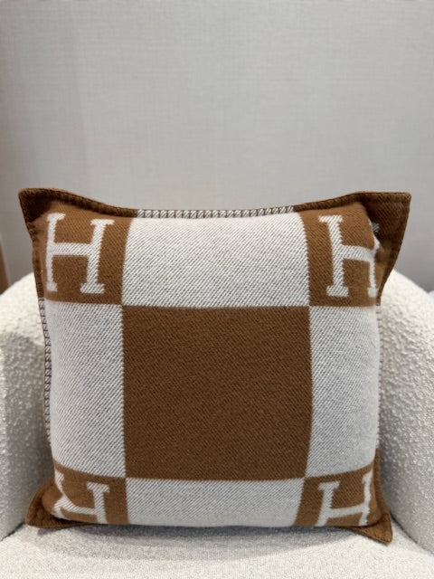 CUSHION AVALON SMALL MODEL