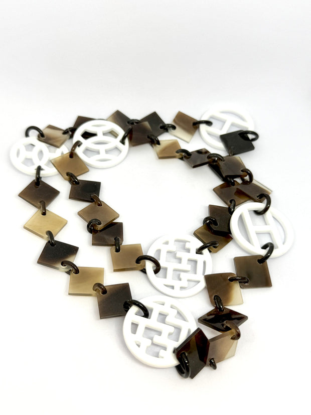 NECKLACE HORN & LACQUER