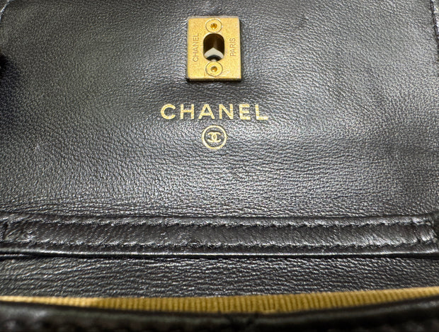 CHANEL PEARL CRUSH CARDOLDER