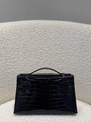 KELLY POCHETTE BLACK POROSUS
