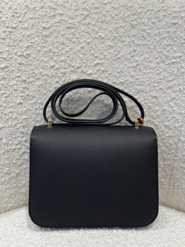 CONSTANCE 18 BLACK
