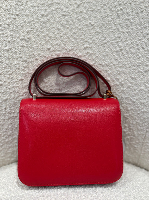 CONSTANCE 18 ROUGE DE COEUR