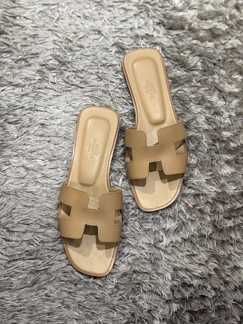SANDAL ORAN