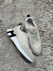 BOUNCING SNEAKER