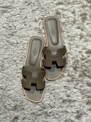 SANDAL ORAN