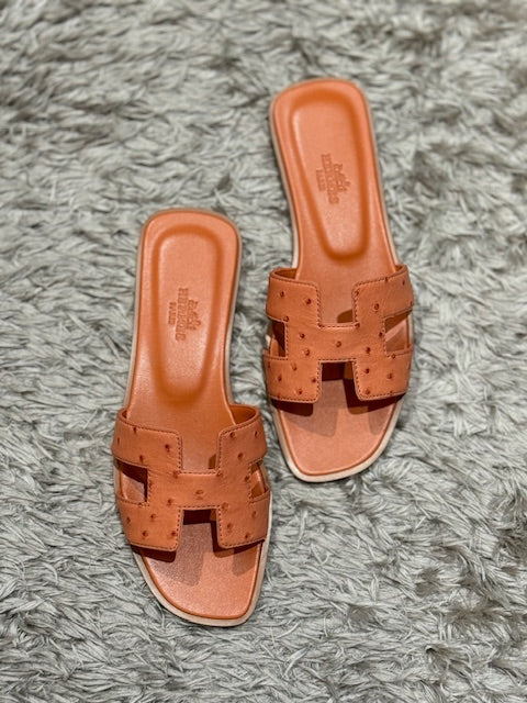 SANDAL ORAN OSTRICH
