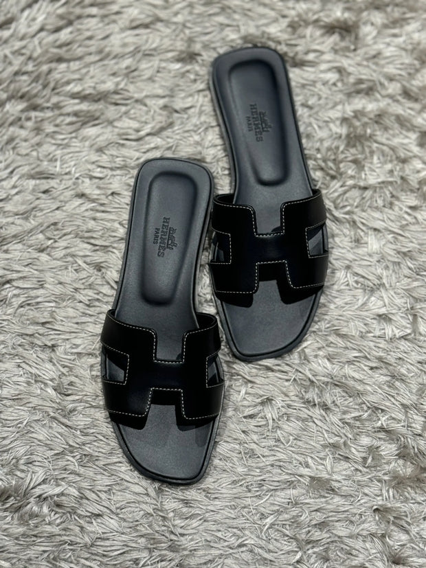 SANDAL ORAN