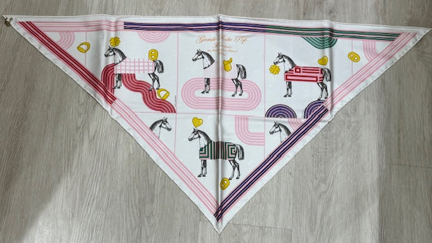 70CM SILK SCARF TRIANGLE GARDE ROBE POP CHARM