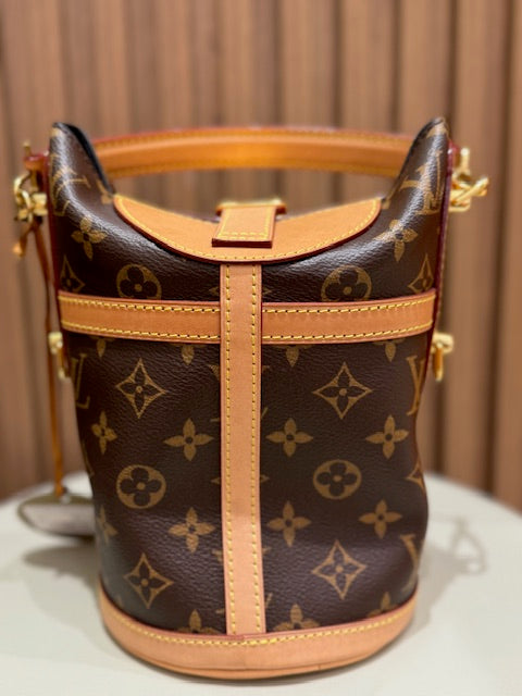 LV DUFFLE MONOGRAM CANVAS