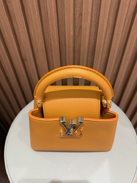 LV CAPUCINES MINI OCRE