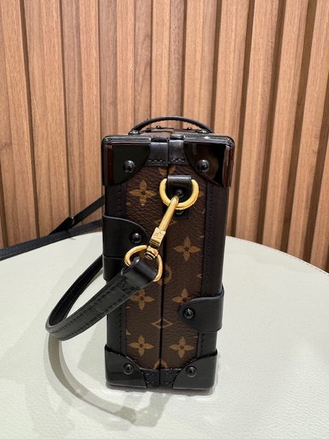 LV PETITE MALLE MONOGRAM