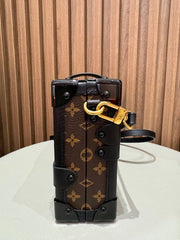 LV PETITE MALLE MONOGRAM
