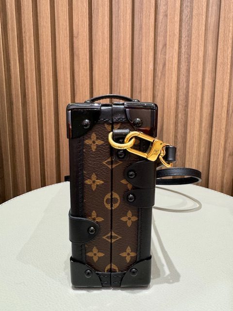 LV PETITE MALLE MONOGRAM