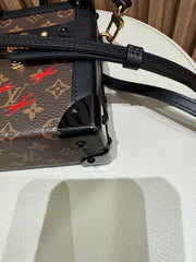 LV PETITE MALLE MONOGRAM