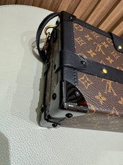 LV PETITE MALLE MONOGRAM