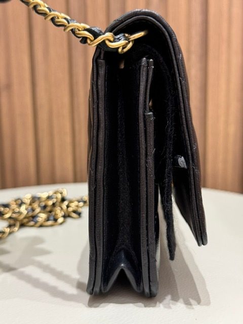 WALLET ON CHAIN PEARL CRUSH