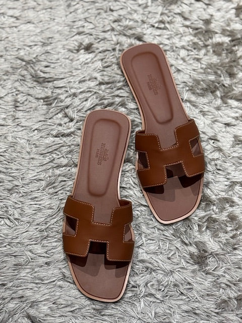 SANDAL ORAN