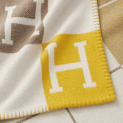 JETÉ DE CANAPÉ AVALON THROW